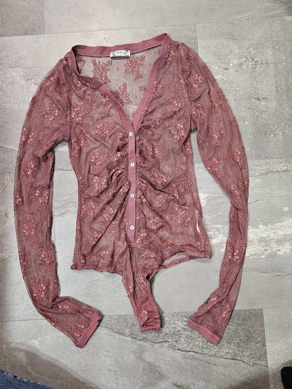 Intimately Free People Sheer Lace Button-Front V-Neck Bodysuit. Pink. S. Boho.